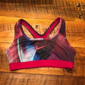 Nike girls sports bra! YM! Great Condition!